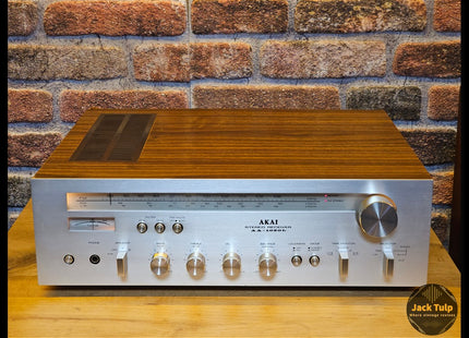Akai AA-1020L