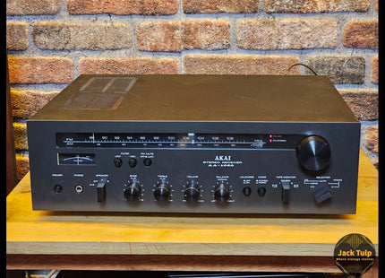 Akai AA-1020L