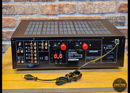 Yamaha AX-596