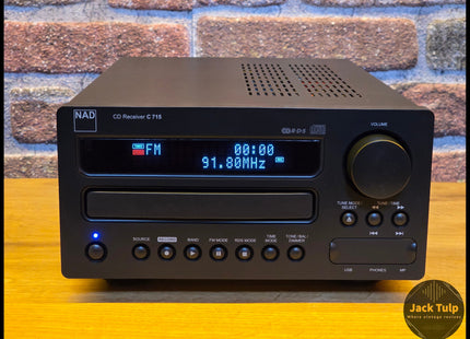 NAD C715