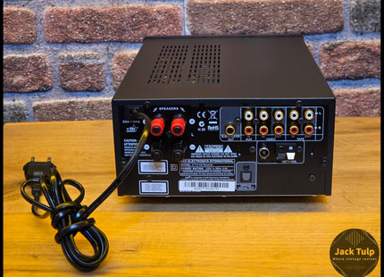 NAD C715