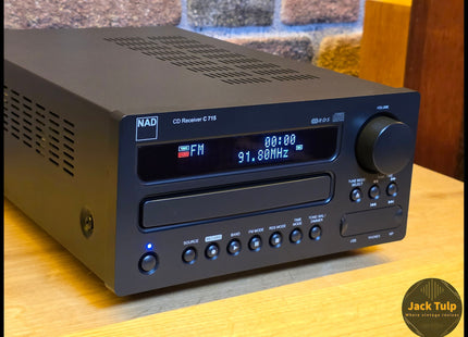 NAD C715