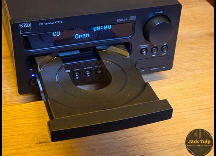 NAD C715