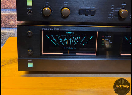 Proton D1200 Poweramplifier + 1100 Preamplifier