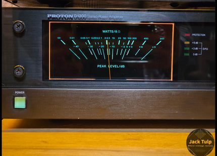 Proton D1200 Poweramplifier + 1100 Preamplifier