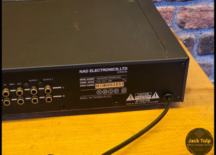 NAD 1000