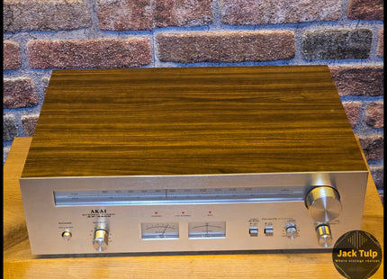 Akai AT-2400