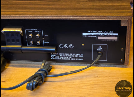 Akai AT-2400
