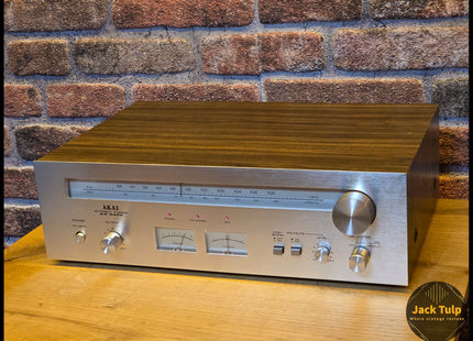 Akai AT-2400