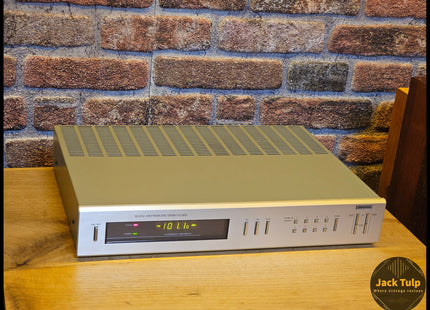 Aristona ST-2252