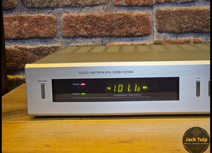 Aristona ST-2252