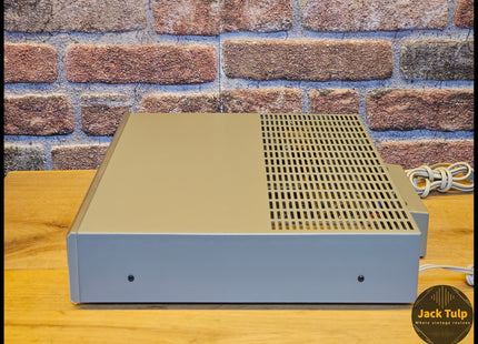 Aristona ST-2252