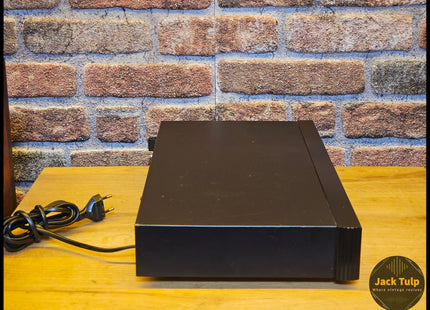 Rotel RT-930AX