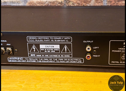 Rotel RT-930AX