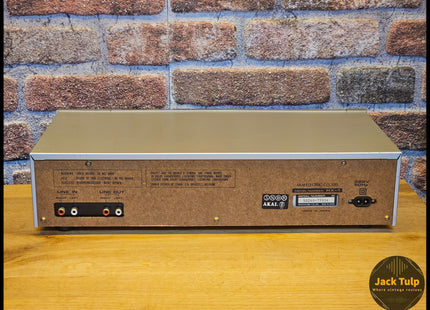 Akai HX-1