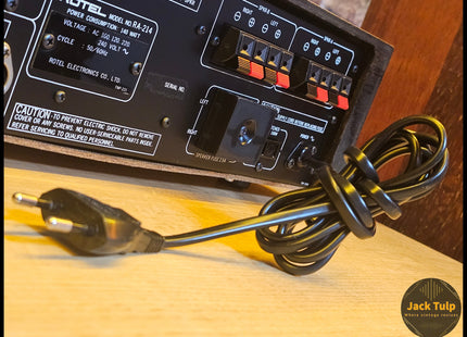 Rotel RA-212