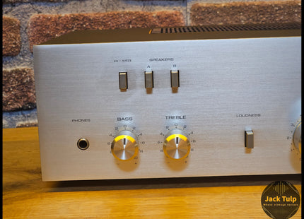 Rotel RA-212