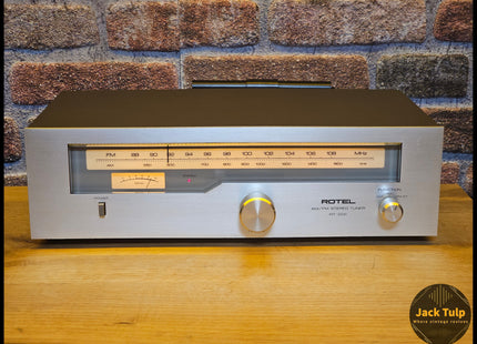 Rotel RT-226