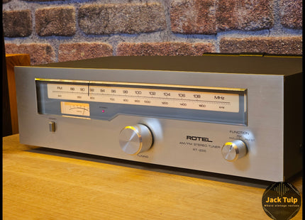 Rotel RT-226