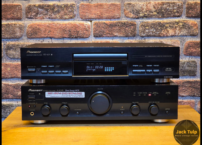 Pioneer A-209R + PD-107