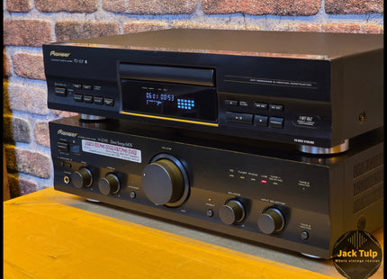 Pioneer A-209R + PD-107