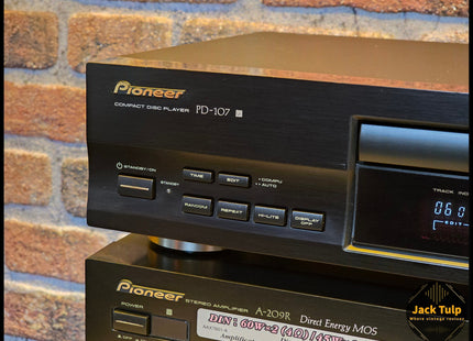 Pioneer A-209R + PD-107