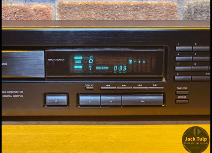Onkyo DX-703