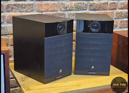 Fyne F301 black ash