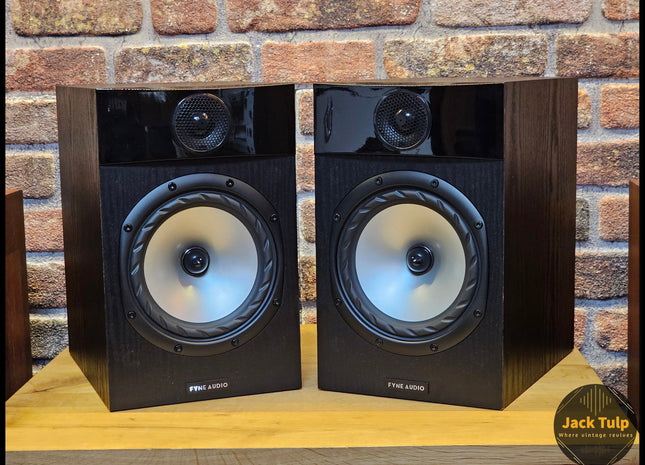 Fyne F301 black ash