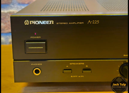 Pioneer A-225