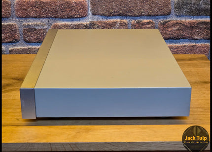 Rotel RT-02