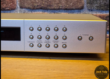 Rotel RT-02
