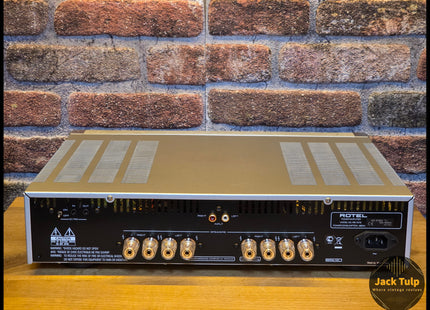Rotel RB-1572