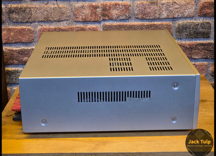 Arcam DiVa AVR250