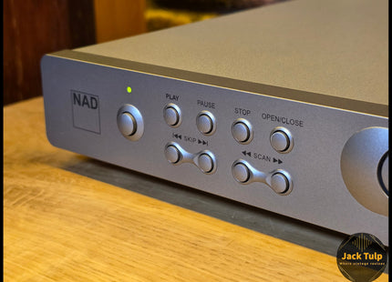 NAD T-524
