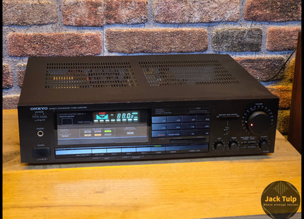 Onkyo TX-82