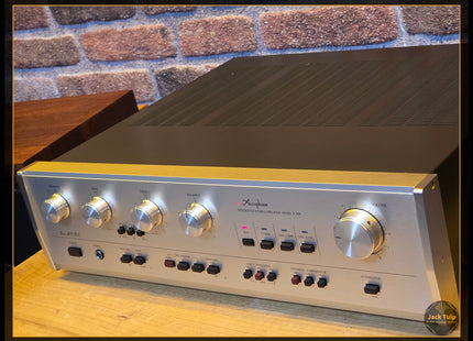 Accuphase E-204