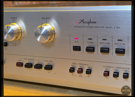 Accuphase E-204