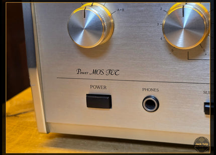 Accuphase E-204