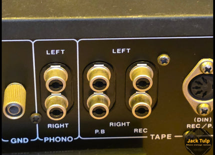 Akai AA-810DB