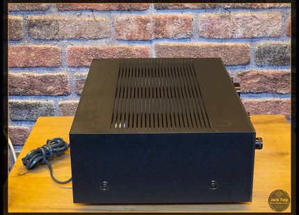 Akai AM-2400