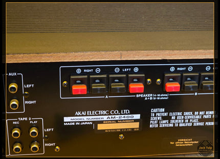 Akai AM-2400