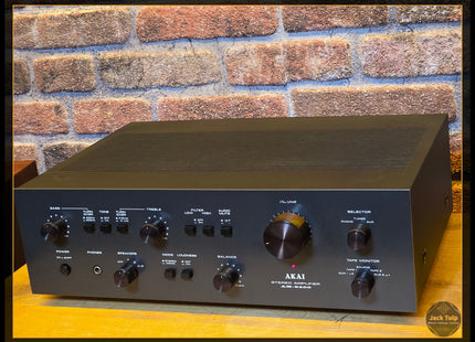 Akai AM-2400
