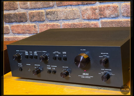 Akai AM-2400