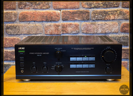 Akai AM-35