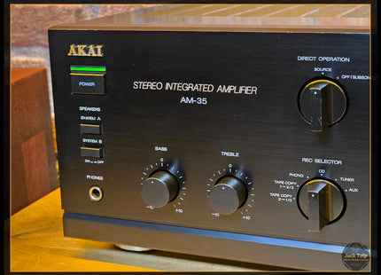 Akai AM-35