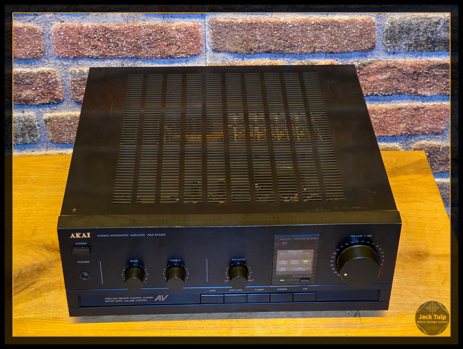 Akai - AM-2400 Amplificateur à semi-conducteurs Akai - AM-2400 Amplificateur à semi-conducteurs