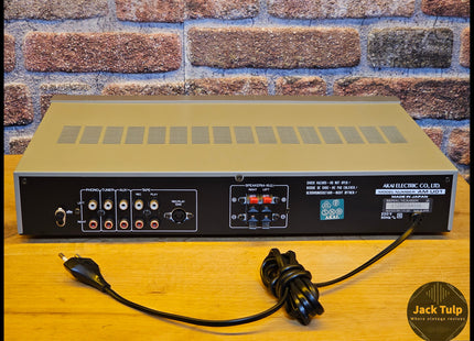 Akai AM-U01