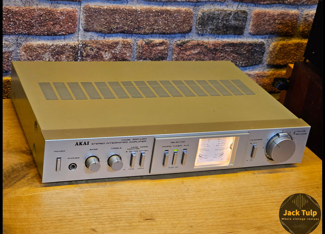 Akai AM-U01