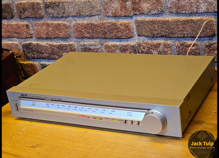 Akai AT-K02